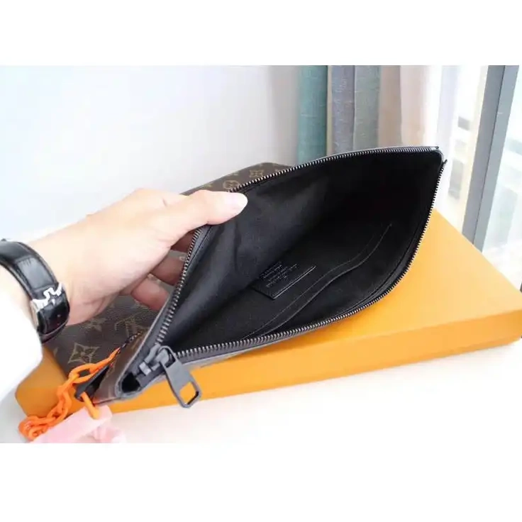 Official Brother Sam LV 19T1L0029 Bags 0604